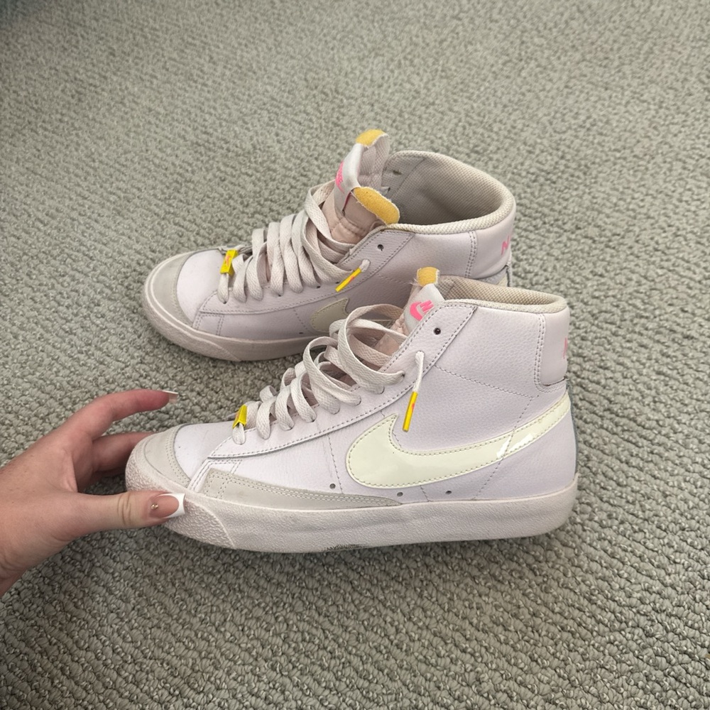 Nike High-Top Sneakers in Light Pink and Soft Yellow